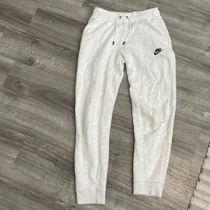 Womens Nike Sweatpants
